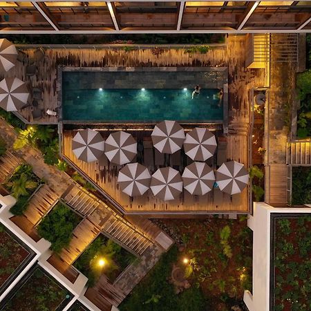 Papangue Hotel & Spa L'Etang-Sale Exterior photo