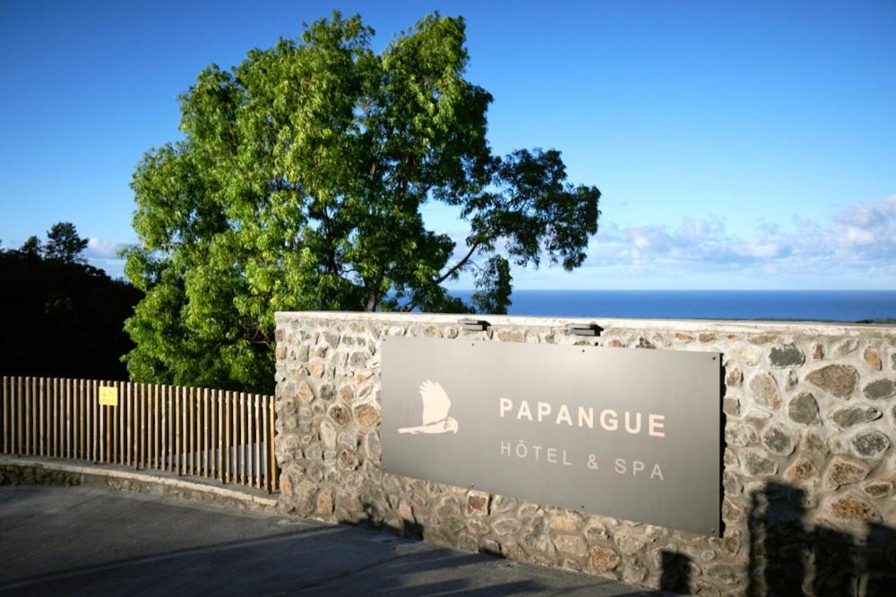 Papangue Hotel & Spa L'Etang-Sale Exterior photo